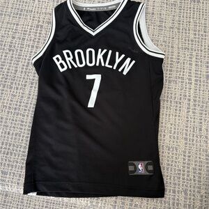 Brooklyn nets Kevin Durant black jersey.
